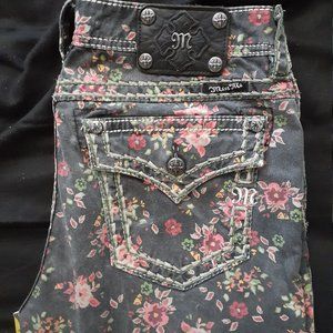 Miss Me Black floral Ankle skinny women's  SIZE 31